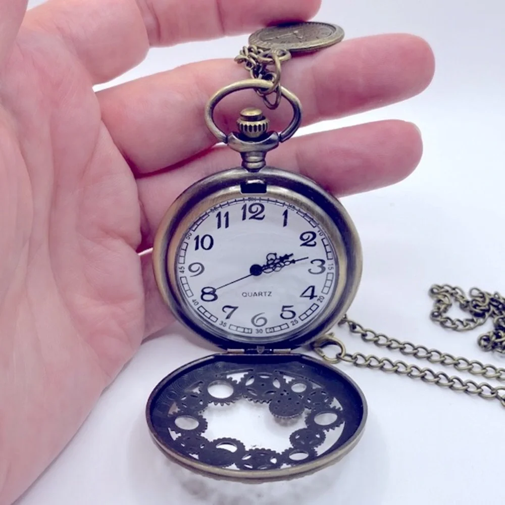 Working! Unisex Steampunk Gear Pocket Watch - Picture 2 of 4